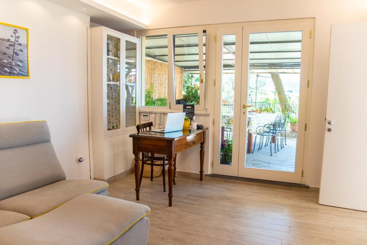 On' Michele Guest House Sorrento Exterior foto